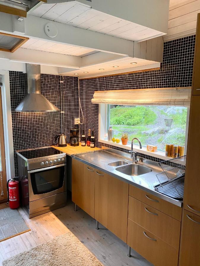 Stuga Pa Rossoe, Stroemstad Luaran gambar